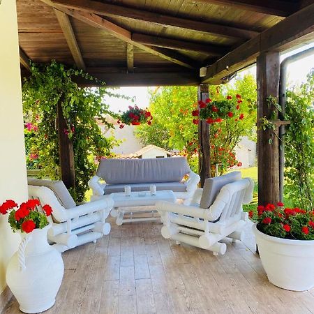 Chanel Garden Relaxation Home Formello Bagian luar foto