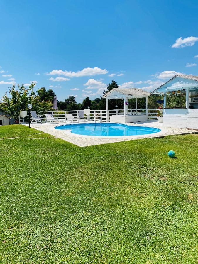 Chanel Garden Relaxation Home Formello Bagian luar foto