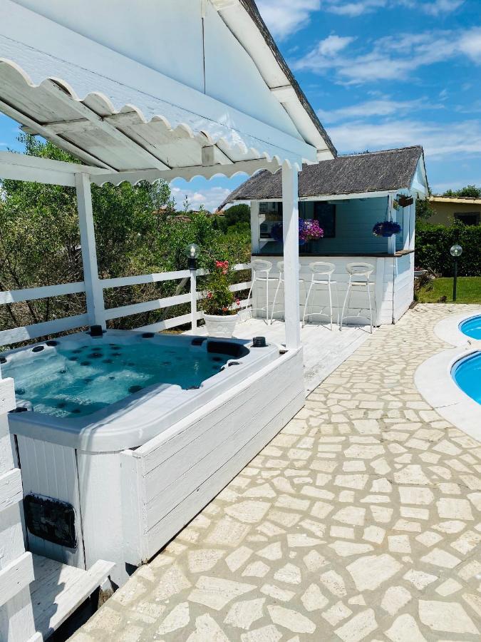 Chanel Garden Relaxation Home Formello Bagian luar foto